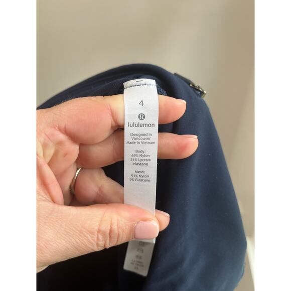 Lululemon Pace Rival Crop *Full-On Luxtreme 22"True Navy Size 4 - Picture 8 of 13
